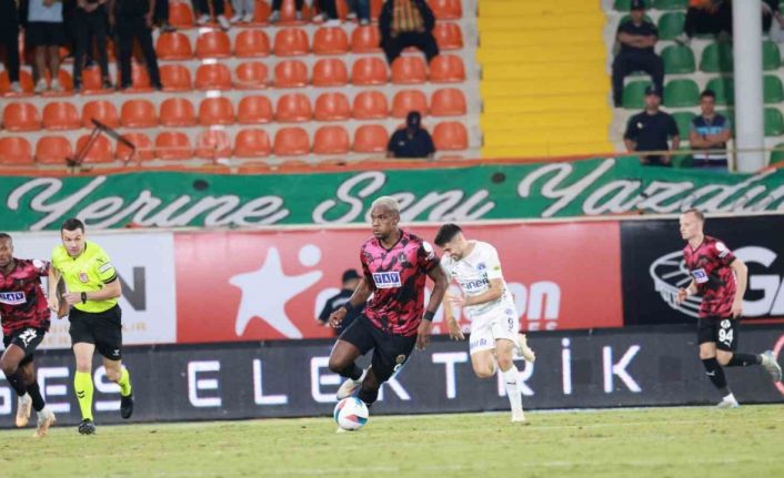 Trendyol Süper Lig: Alanyaspor: 1 - Kasımpaşa: 2 (Maç sonucu)