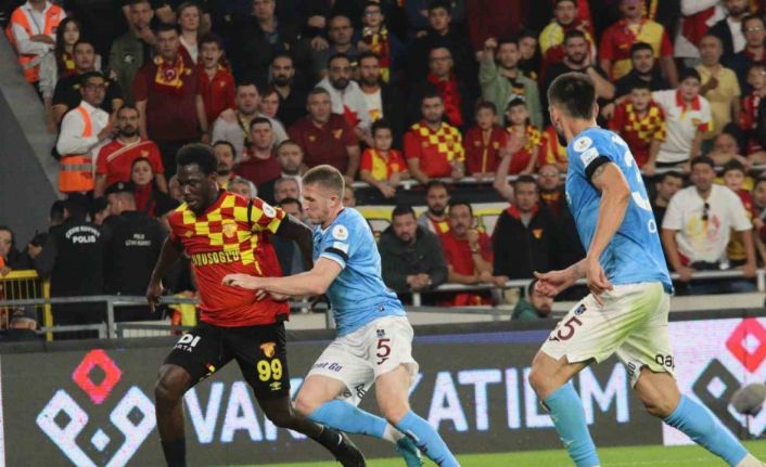 Trendyol Süper Lig: Göztepe: 2 - Trabzonspor: 1 (Maç sonucu)