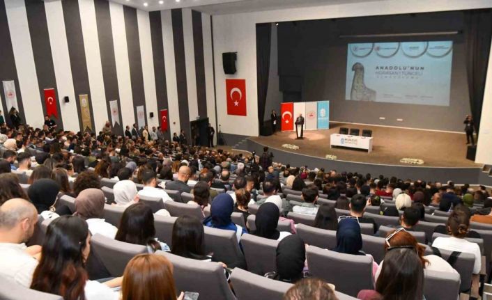 Tunceli’de 2 gün sürecek ’Anadolu’nun Horasan’ı Tunceli’ sempozyumu başladı