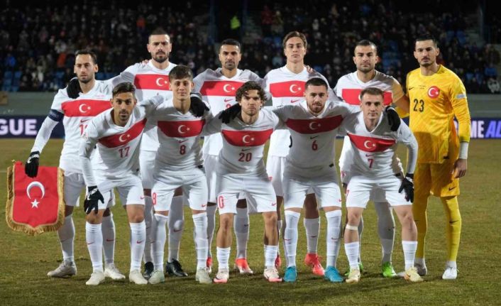 UEFA Uluslar Ligi: İzlanda: 1 - Türkiye: 0 (İlk yarı)