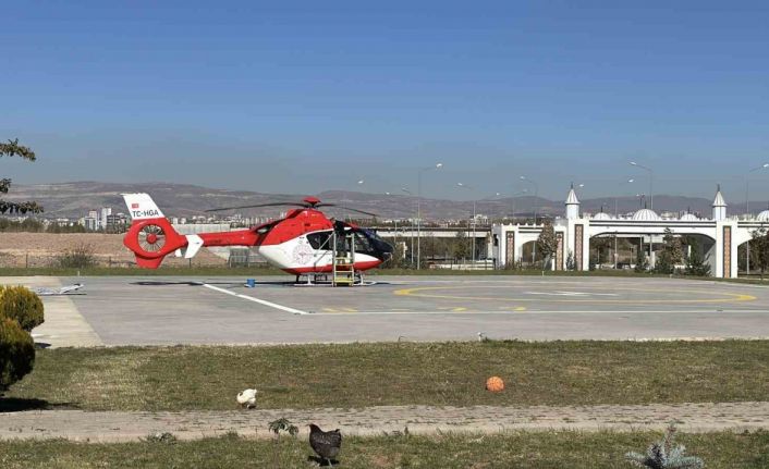 Uyuşturucu tabancayla kendini vuran belediye personeli hastaneye kaldırıldı