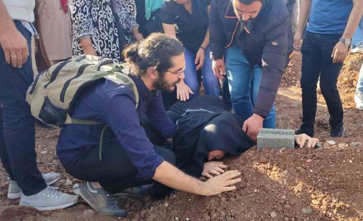 Van Gölü kıyısında cesedi bulunan Rojin, Diyarbakır’da defnedildi