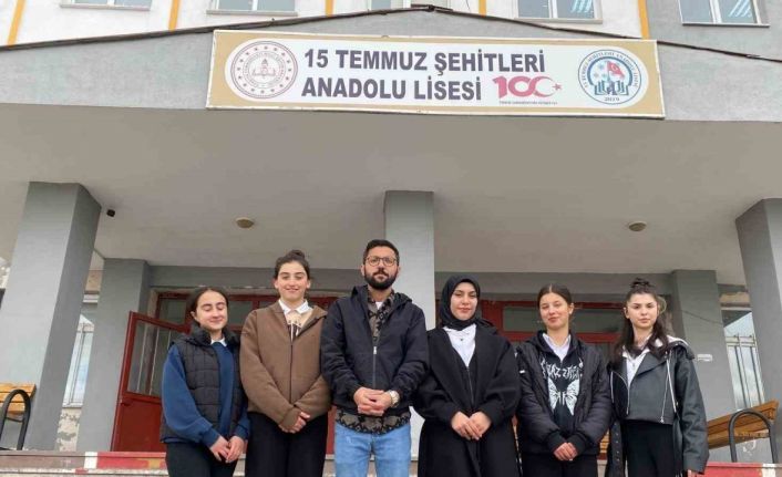 Vanlı öğrenciler Filistin’e destek için klip çekti