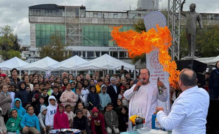 Yalova’da Bilim Şenliği heyecanı yaşandı