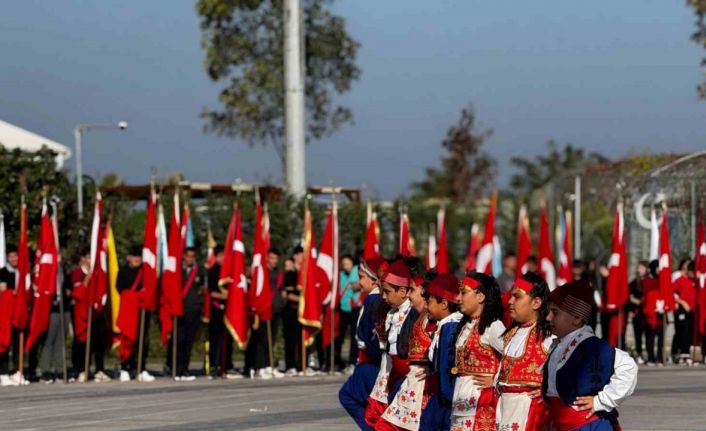 Yalova’da Cumhuriyet’in 101. yılı coşkuyla kutlandı