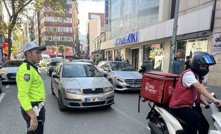 Zonguldak’ta trafik ekipleri çakar denetimi yaptı