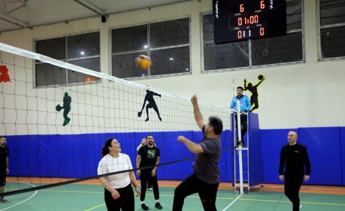 24 Kasım etkinliklerinde şehit öğretmenlere vefa maçı