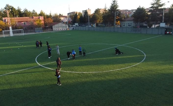 A Milli Kadın Kriket Takımı Afyonkarahisar’da kampa girdi