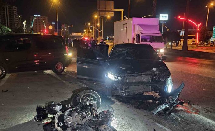 Adana’da otomobil ile motosiklet çarpıştı: 1 ölü