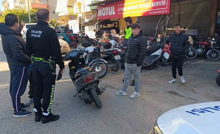 Afacanların düzenekli plakayla motosiklet turu polise takıldı