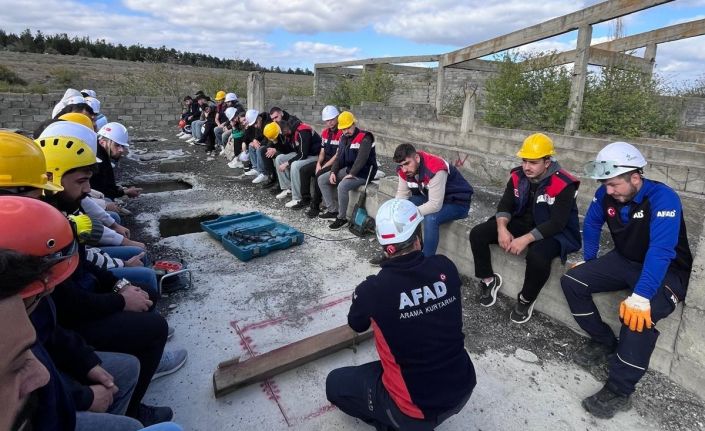 AFAD’dan Suluova MYO öğrencilerine eğitim