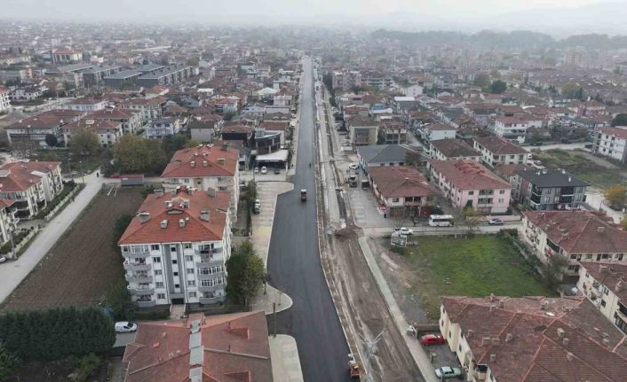 Ahmet Yesevi Caddesi modern bir yüz kazanıyor