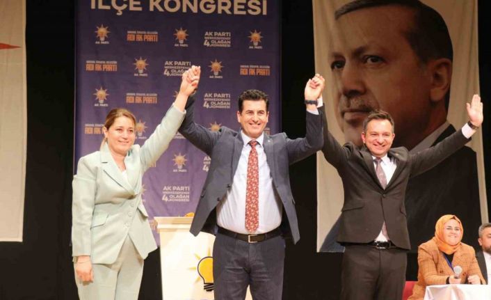 AK Parti Merkezefendi’de bayrak değişimi gerçekleşti