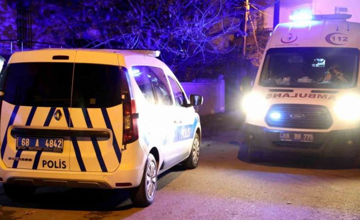 Aksaray’da tabancasını temizleyen polis 8 yaşındaki çocuğu vurdu