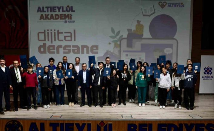 Altıeylül’den öğrencilere akademi dijital dershane