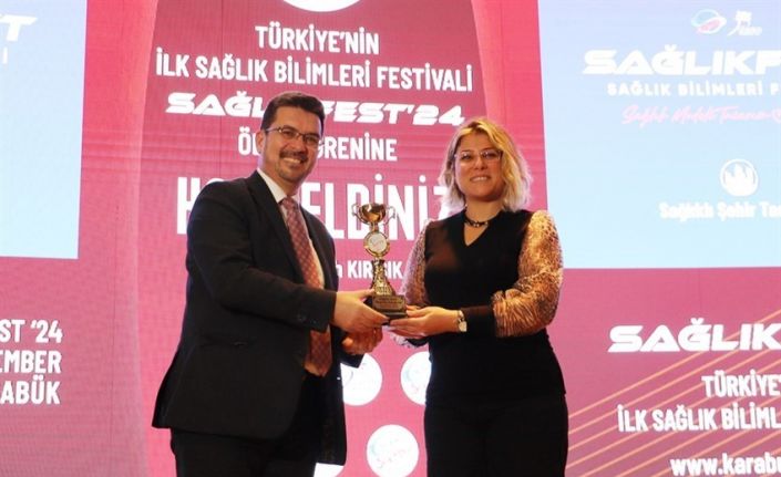 Amasya Üniversitesi’nden Sağlıkfest’te ikincilik