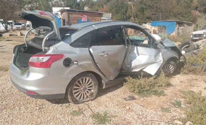 Antalya-Konya karayolunda trafik kazası: 1 ölü, 1 yaralı