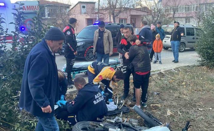 Arkadaşıyla kaza yaralandı, polise sarılıp gözyaşı döktü