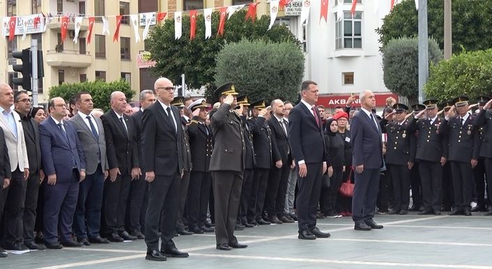 Atatürk, Alanya’da da anıldı