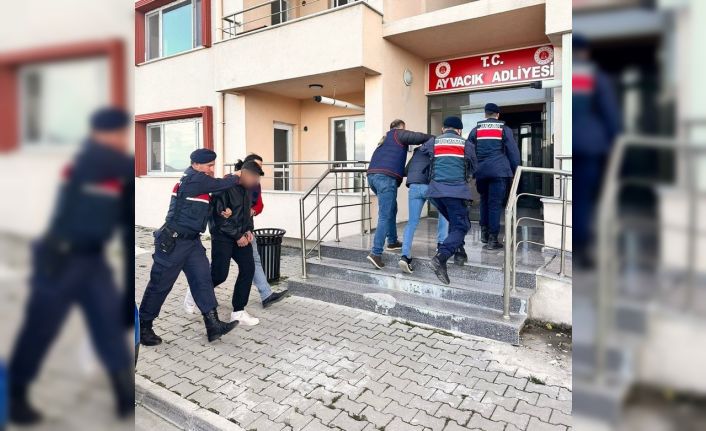 Ayvacık’ta işyerine pompalı tüfekle saldırıya 3 gözaltı