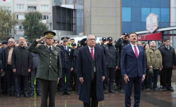 Bahçelievler Belediyesi 10 Kasım’da Atatürk’ü saygıyla andı