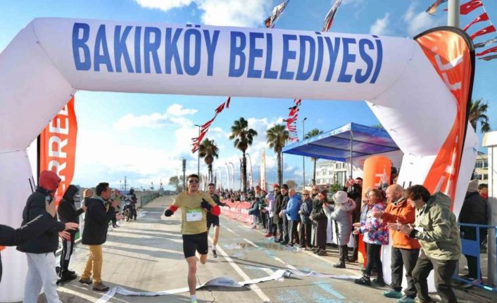 Bakırköy’de Öğretmenler Günü Koşusu düzenlendi