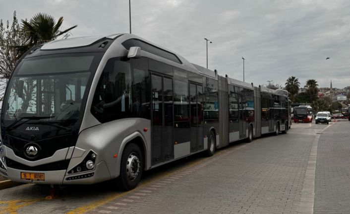 Bandırma’da 282 kişilik metrobüs hizmete girdi