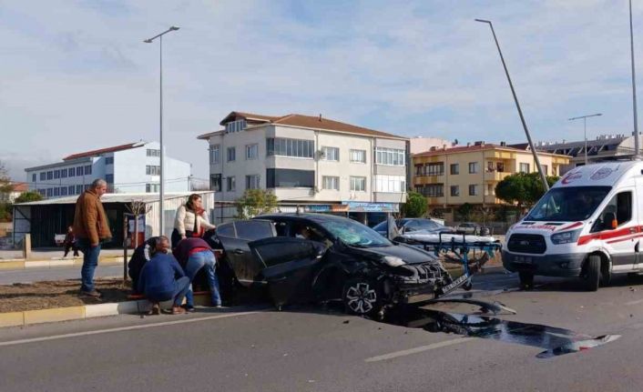 Bandırma’da trafik kazası: 3 yaralı