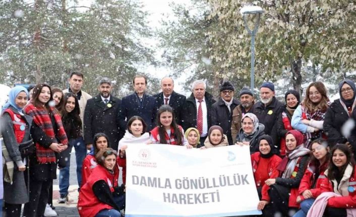 Başkan Arslan, gönüllü gençleri ağırladı