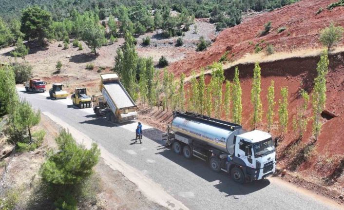 Başkan Çavuşoğlu; “Yıllardır görmezden gelinen yolları yeniliyoruz”