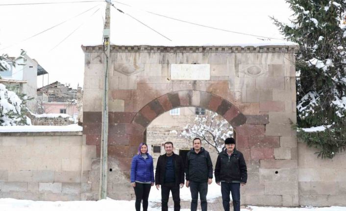 Başkan Metin Bünyan’ın tarihine sahip çıkıyor