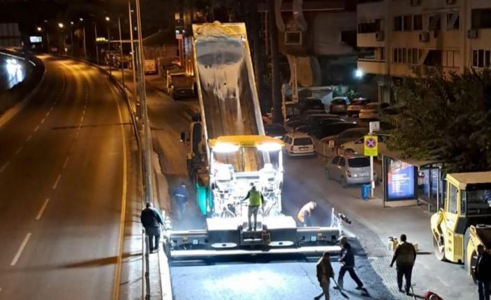 Bayraklı’da yol ve köprü yenileme çalışmaları sürüyor