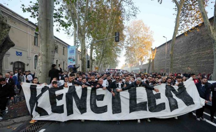 Beşiktaş taraftarından sessiz yürüyüş