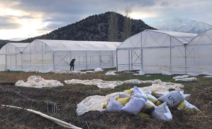 Beyşehir’de üreticilere sera desteği