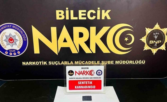 Bilecik’te otobüs terminalinde uyuşturucu madde ile yakalandı