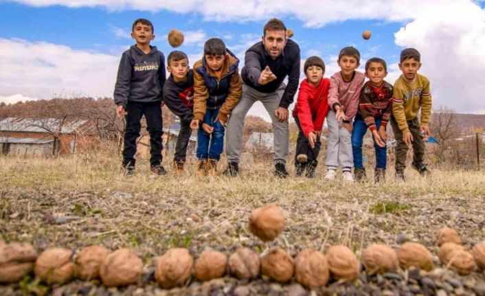 Bingöllü öğretmen Türkiye birincisi oldu