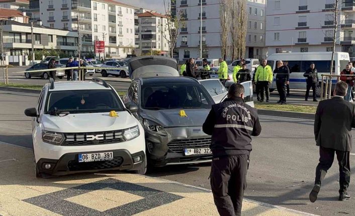 Bisikleti kaldırıp kaldırıma koydun kavgasında 1’i polis 3 yaralı