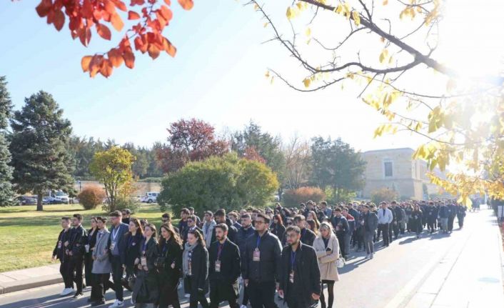 Bursalı 550 genç, Anıtkabir’de