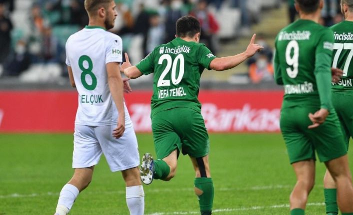 Bursaspor, Vefa Temel’i kiraladı