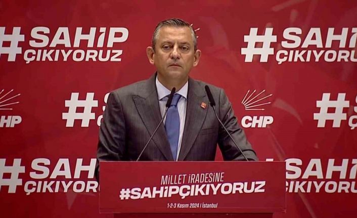 CHP Genel Başkanı Özgür Özel, partisinin grup değerlendirme toplantısına katıldı