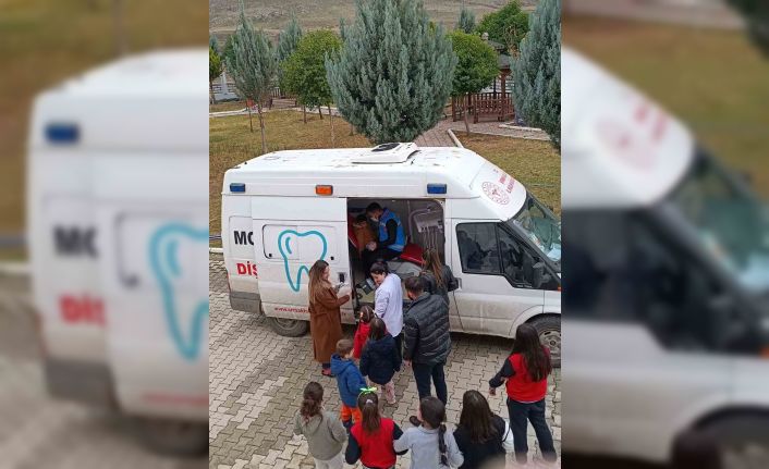 Cizre’de 475 hastaya diş taraması yapıldı