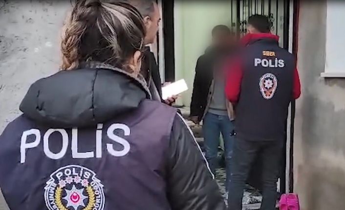 Çocuklara ait müstehcen görüntüleri depolayan 6 kişi yakalandı