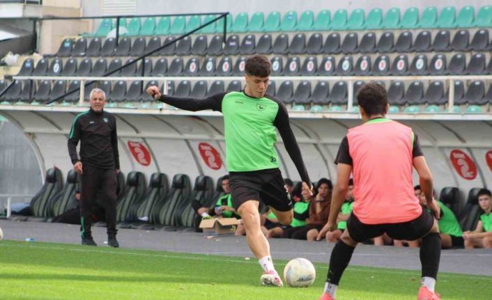 Denizlispor, Edirnespor hazırlıklarını U19 maçıyla sürdürdü