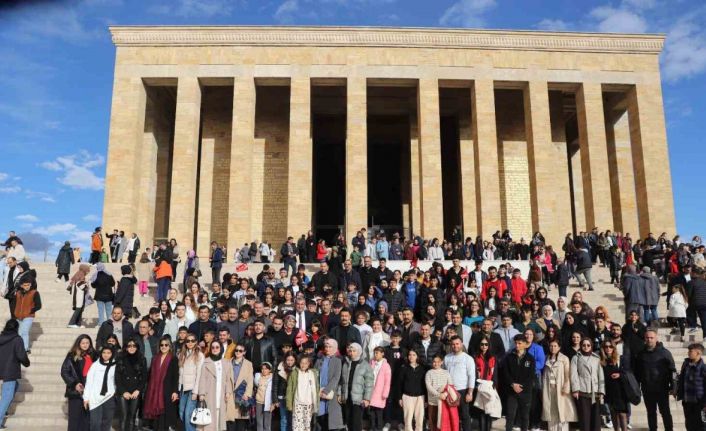 Depremzede çocuklar, ‘Yüreğimizdeki Işık’ projesi kapsamında Ankara’yı gezdiler