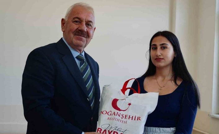 Doğanşehir Belediyesi’nden öğrencilere sınav desteği