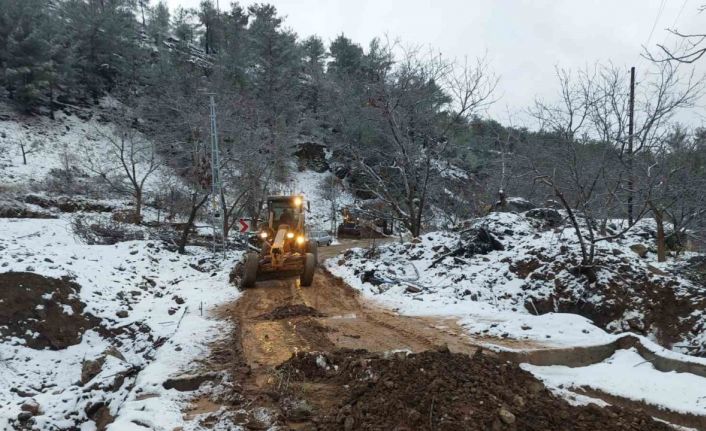 Dulkadiroğlu Belediyesi karla mücadelede seferberliği