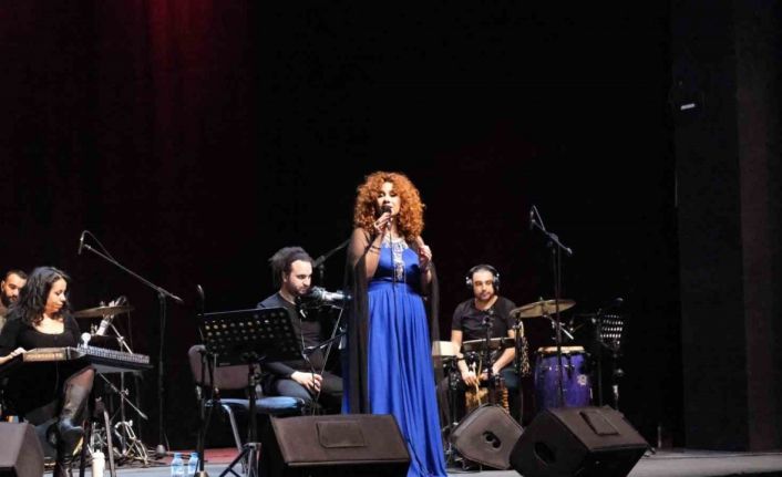 "Dünya sesleri Bursa’da" konserleri Lena Chamamyan ile başladı