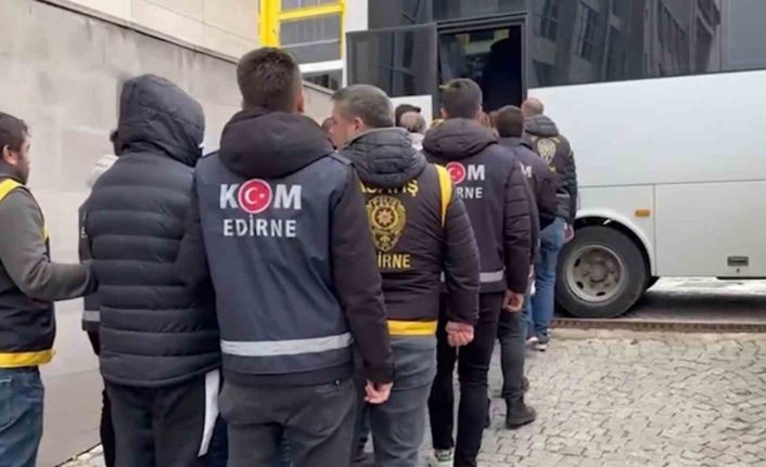 Edirne menkezli 4 ilde oto dolandırıcılığı operasyonu: 5 tutuklama