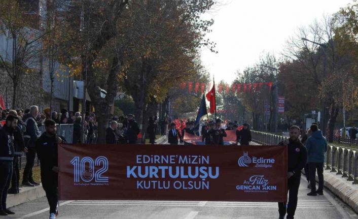 Edirne’nin düşman işgalinden kurtuluşunun 102. yılı törenle kutlandı