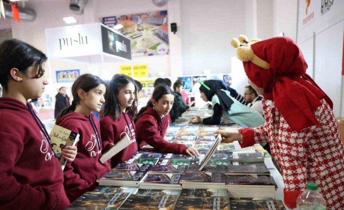 Elazığ’da Kitap Fuarı’na yoğun ilgi